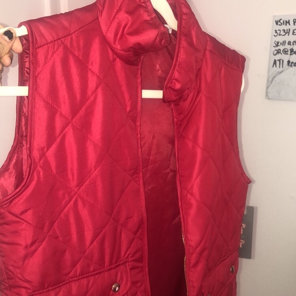 Cute red vest! TAGS STILL ON - Picture 3 of 3